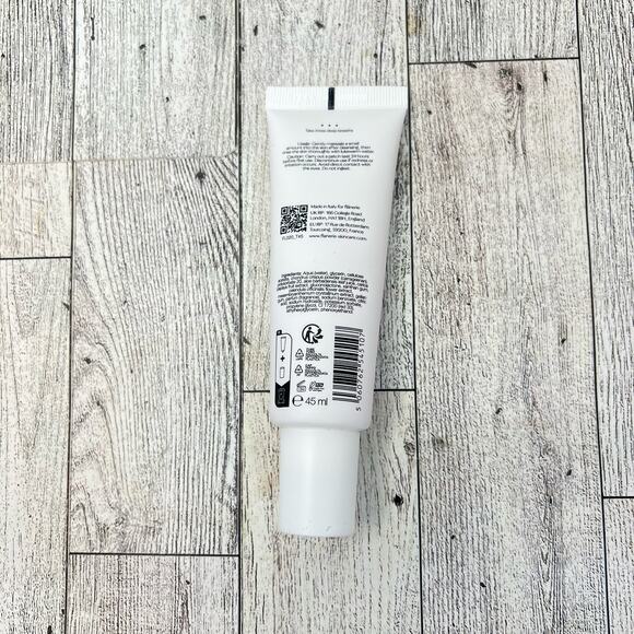 Flanerie Water Lily PHA Pore Refining Exfoliator 45 ml 1.52 oz Full Size NEW - Picture 2 of 3